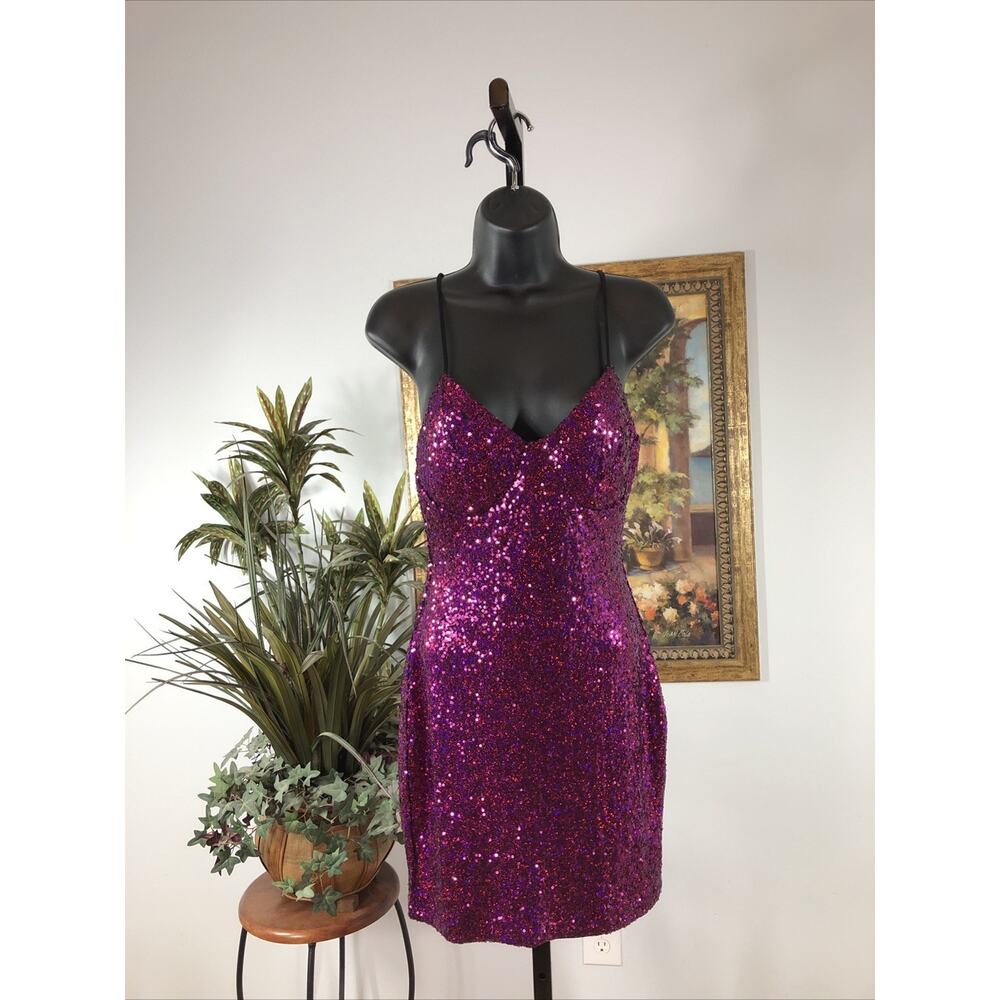 Fashion Nova Beverly Barbie Sequin Mini Dress Size M Fuchsia Sleeveless Party